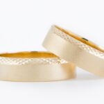 Obrączki ślubne żółte złoto nowoczesne płaskie matowe