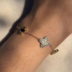 Bransoletka wykonana ze złota próby 585 z modną koniczynką