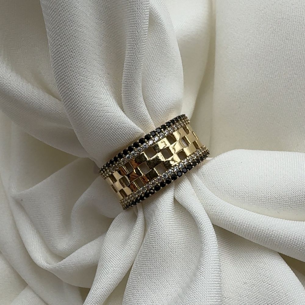pierścionek złoto 585 szachownica kamienie białe czarne cyrkonie pierścionek szeroki pierścionek modowy designerki złoto