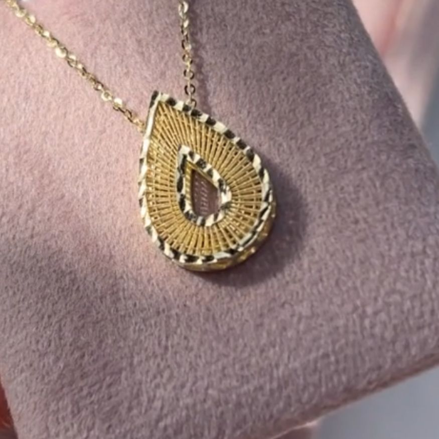 Naszyjnik z diamentowaną kroplą ażurowa złoto 585 modowa pomysł na prezent