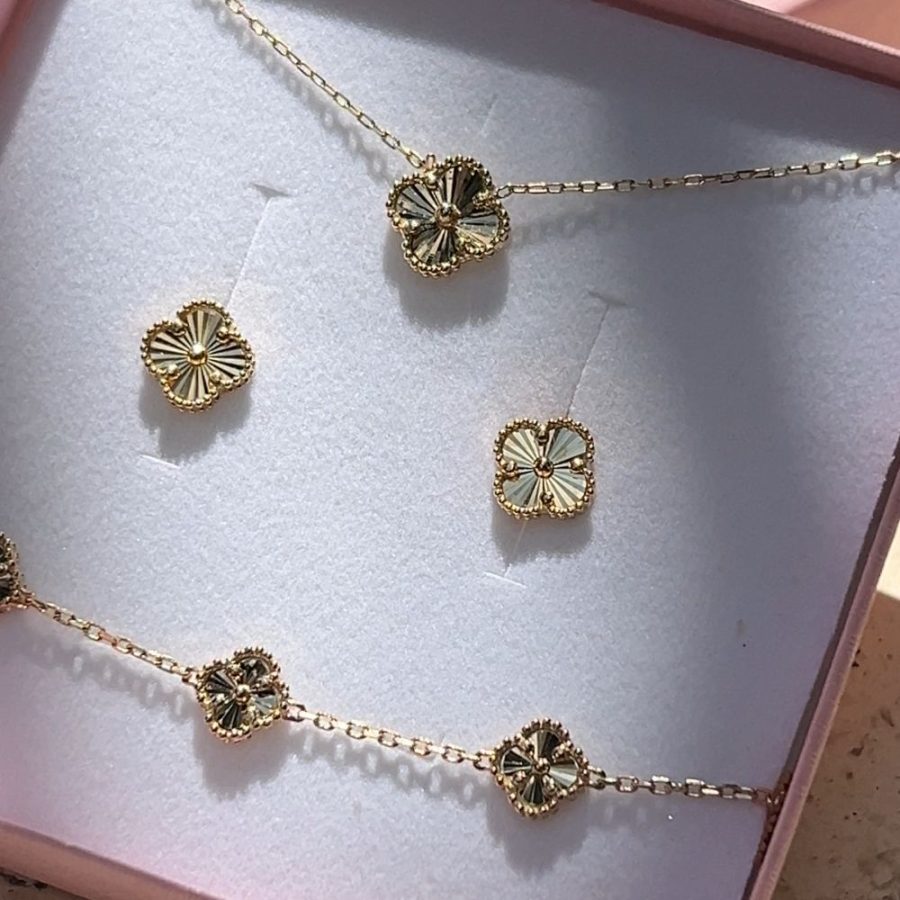 Naszyjnik złoty diamentowana koniczynka fiore I - obrazek 2