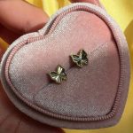 Kolczyki złoto 585 motylki motyle dla dziewczynki kolczyki na komunie diamentowane nacinane wkrętki sztyft na komunie