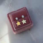 Kolczyki wiszące gwiazdki cyrkonia pozłacane złocone złote srebro 925 kamień błyszczące wkrętki na sztyft