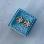 Kolczyki złote koniczyna marokańska luksusowa marokańska 585 14k koniczynki najmodniejsze wkrętki na sztyft