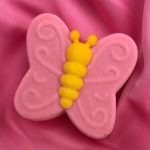 Pudełeczko pudełko d=na biżuterię dla dziecka welurowe kolorowy kolorowy motyl motylek różowy żółty opakowanie dal dziewczynki urodziny biżuteria dziecięca