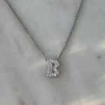 Naszyjnik z literką B literka B z kamieniami z cyrkoniami wysadzana dmuchana srebro 925 dla niej prezent z inicjałem