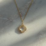 Naszyjnik koniczyna marokańska luksusowa z cyrkoniami kryształek cyrkonia mieniąca się błyszcząca srebro pozłacane złocona złota srebro 925 najmodniejszy