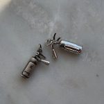 Srebrna zawieszka gaśnica srebro 925 srebro oksydowane rodowane ciemne matowe modne stylowa prezent hobby zawieszka dla strażaka dla fireman gaśnica zawieszka męska dla niego