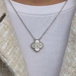 Naszyjnik srebrny koniczyna marokańska luksusowa srebro 925 masa perłowa biała koniczynka prezent dla niej najmodniejszy naszyjnik