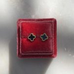 Małe kolczyki koniczynki złoto 585 14k wkrętki na zatyczkę sztyft najmodniejsze kolczyki czarne koniczynki marokańskie luksusowe czarna ceramika onyks koniczyny kolczyki