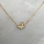 Złoty naszyjnik motylek motyl złoto 585 14k delikatny dla niej prezent idealny naszyjnik dla niej z motylkiem z motylem diamentowany błyszczący mieniący się