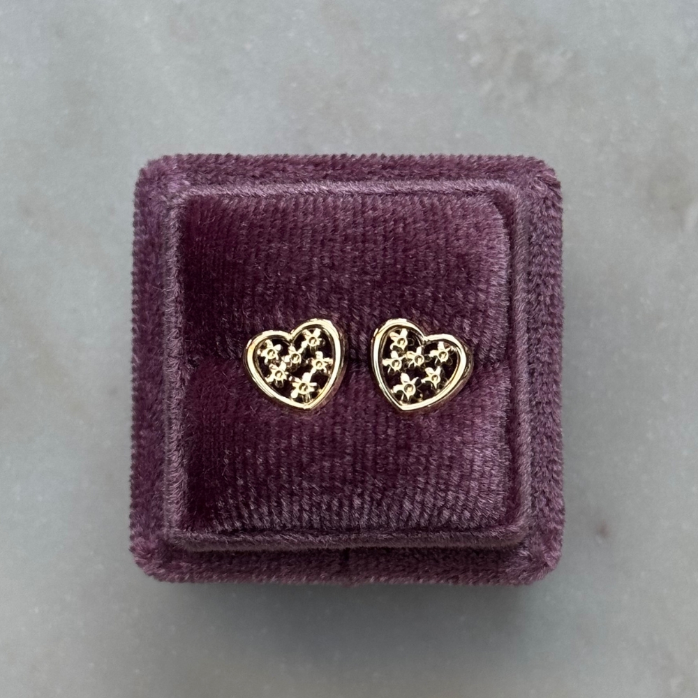 Złote kolczyki złoto 585 serduszka serca z kwiatkami z kwiatuszkami serca kwiatki14k wkrętki na sztyft sztyfty
