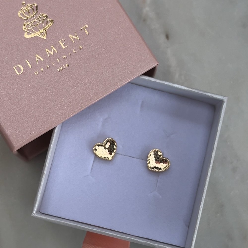 Złote kolczyki złoto 585 14k diamentowane błyszczące mieniące się efekt brokatu cekinki kolczyki wkrętki na sztyft serca serudszka z efektem blasku