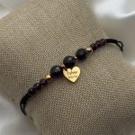 Bransoletka koralikowa kamienie naturalne bordowe bordo czerwona prezent dzień babci dla babci najlepsza babcia srebro 925 pozłacane złocone bordowe kamienie na sznureczku z wiszącym serduszkiem bransoletka dla babci z sercem