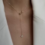 Złoty naszyjnik z regulowaną kulką regulowana krawatka czarne serduszko serce czarna emalia okrągła zawieszka z czarnym serduszkiem złoto 585 14k regulowany naszyjnik złota kuleczka modowy stylowy naszyjnik dla niej prezent walentynki