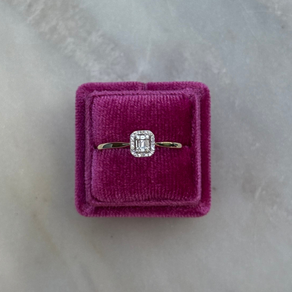 Pierścionek 31 diamentów bagietka bagietkowy wielokamieniowy złoto 585 14kt 0,09ct modny delikatny subtelny modny kształt kwadratowy prostokątny diamenty naturalne
