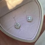 Złote kolczyki z diamentami złoto 585 wielokamieniowe diamenty naturalne łoto 585 14kt diamenty 0,78ct w kształcie kwadrata kwadratowe wkrętki na sztyft na zatyczkę