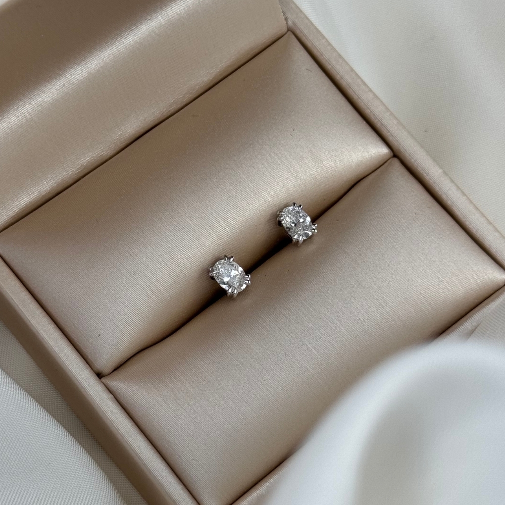 Kolczyki złote z diamentami 0.59 ct owal No. 01 - obrazek 5