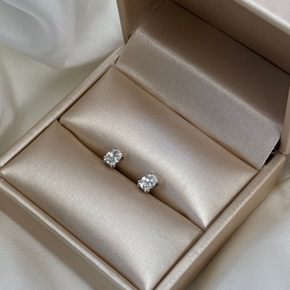 Kolczyki złote z diamentami 0.59 ct owal No. 01 - obrazek 7